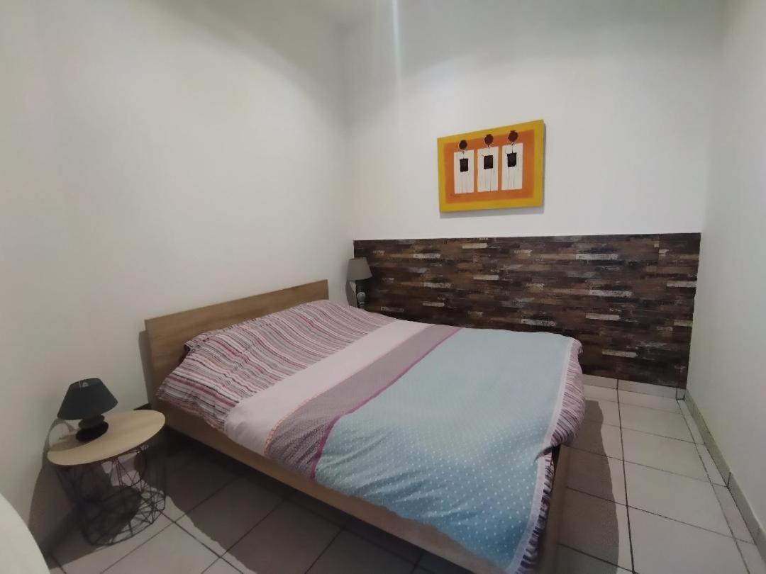 Apartment Elaia *